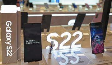 Samsung Hit With Class Action Lawsuit Over &lsquo;Catastrophic&rsquo; Oct. 2024 Galaxy S22 Software Update