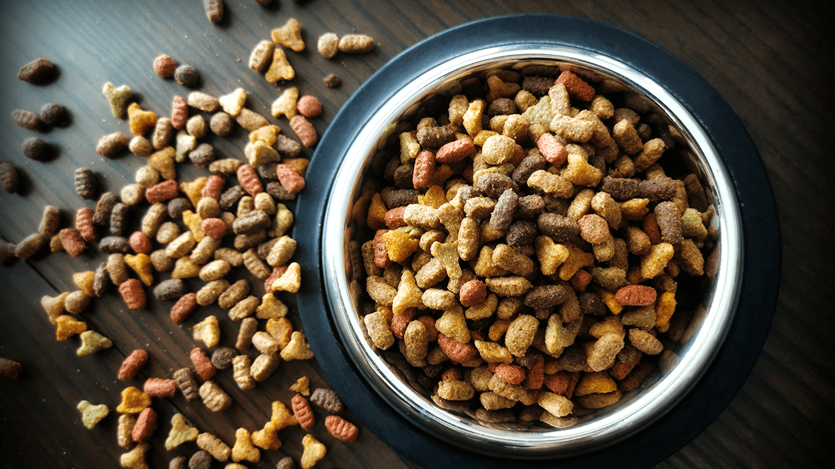 Class Action Says 9 Lives Kibbles n Bits Meow Mix Pet Foods Contain 